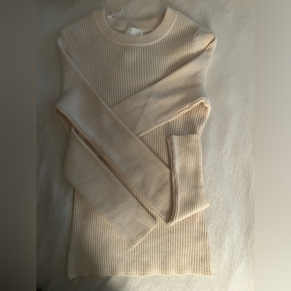 Cream knit long sleeve top - Picture 2 of 3